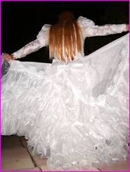 Click to enlarge Miss Denise Hewitt's wonderful Mega Photo!