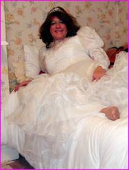 Click to enlarge Miss Denise Hewitt's wonderful Mega Photo!