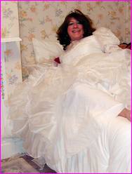 Click to enlarge Miss Denise Hewitt's wonderful Mega Photo!