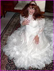 Click to enlarge Miss Denise Hewitt's wonderful Mega Photo!