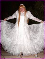 Click to enlarge Miss Denise Hewitt's wonderful Mega Photo!