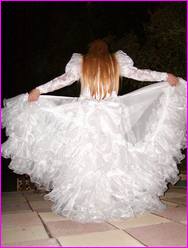 Click to enlarge Miss Denise Hewitt's wonderful Mega Photo!