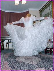 Click to enlarge Miss Denise Hewitt's wonderful Mega Photo!