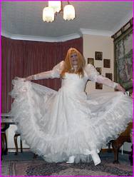 Click to enlarge Miss Denise Hewitt's wonderful Mega Photo!
