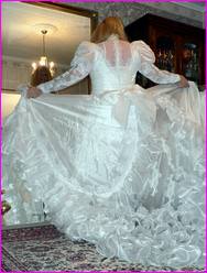 Click to enlarge Miss Denise Hewitt's wonderful Mega Photo!