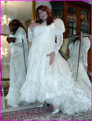 Click to enlarge Miss Denise Hewitt's wonderful Mega Photo!