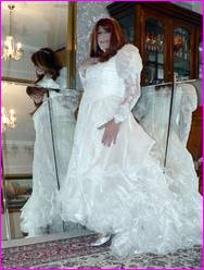 Click to enlarge Miss Denise Hewitt's wonderful Mega Photo!
