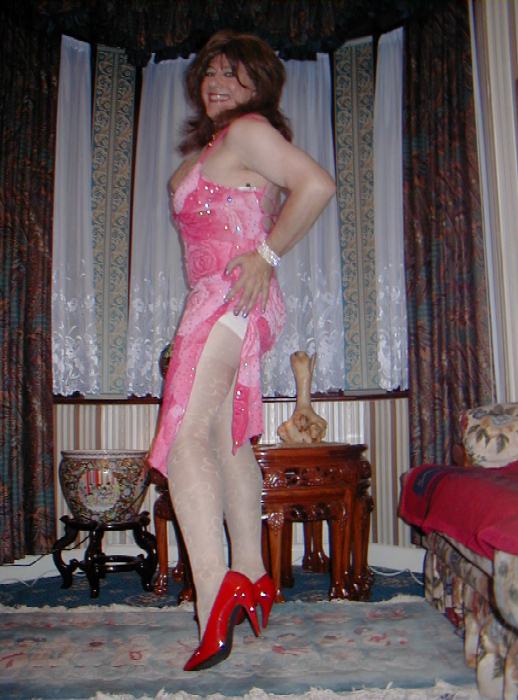 What a figure! - Do you still love me honey? - I'm really HOT tonight!