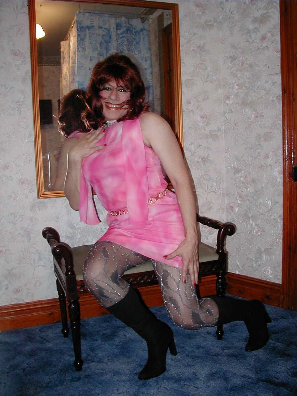 deniseM3.jpg (220453 bytes)