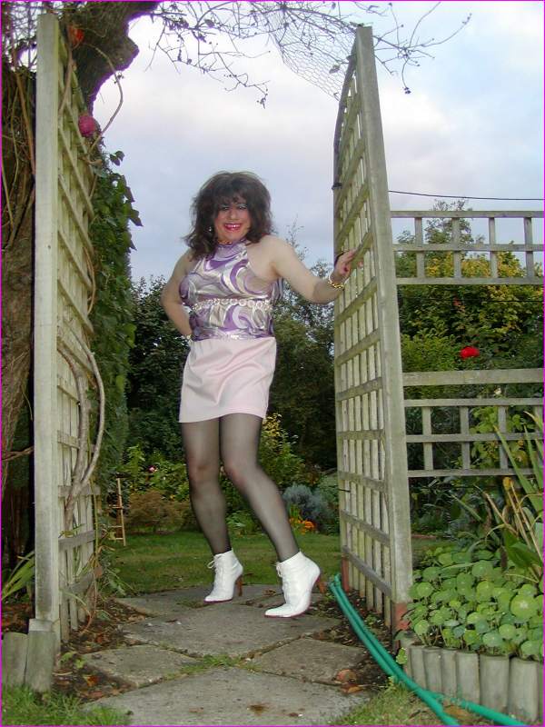 Denise : Your Favourite TV Super-Model!