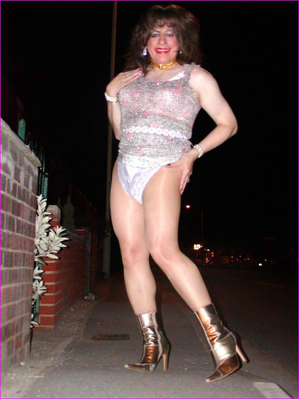 Denise : Your Favourite TV Super-Model - I promise - You'll really get the business for �100!