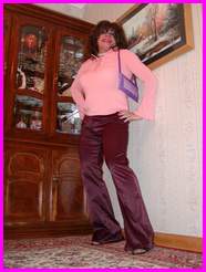 [Click to enlarge Miss Denise Hewitt's MEGA TV Photo!]