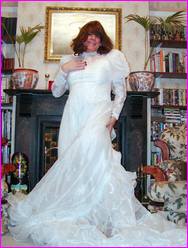 Click to enlarge Miss Denise Hewitt's wonderful Mega Photo!