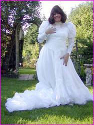 Click to enlarge Miss Denise Hewitt's wonderful Mega Photo!