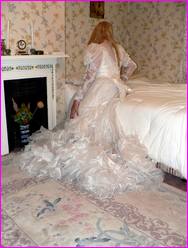 Click to enlarge Miss Denise Hewitt's wonderful Mega Photo!