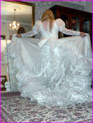 Click to enlarge Miss Denise Hewitt's wonderful Mega Photo!