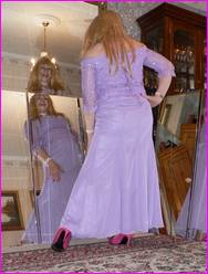 Click to enlarge Miss Denise Hewitt's wonderful Mega Photo!