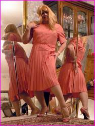 Click to enlarge Miss Denise Hewitt's wonderful Mega Photo!
