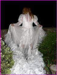 Click to enlarge Miss Denise Hewitt's wonderful Mega Photo!