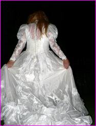 Click to enlarge Miss Denise Hewitt's wonderful Mega Photo!
