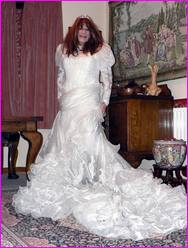 Click to enlarge Miss Denise Hewitt's wonderful Mega Photo!