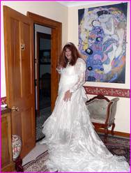 Click to enlarge Miss Denise Hewitt's wonderful Mega Photo!