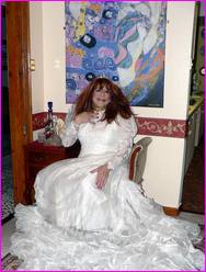 Click to enlarge Miss Denise Hewitt's wonderful Mega Photo!