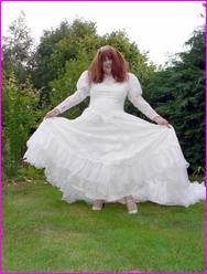 Click to enlarge Miss Denise Hewitt's wonderful Mega Photo!