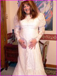 Click to enlarge Miss Denise Hewitt's wonderful Mega Photo!