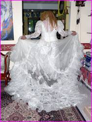 Click to enlarge Miss Denise Hewitt's wonderful Mega Photo!