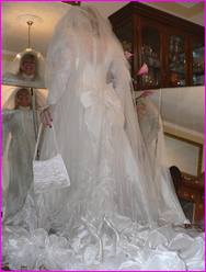 Click to enlarge Miss Denise Hewitt's wonderful Mega Photo!