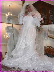 Click to enlarge Miss Denise Hewitt's wonderful Mega Photo!