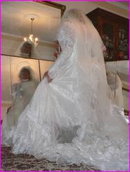 Click to enlarge Miss Denise Hewitt's wonderful Mega Photo!