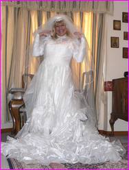 Click to enlarge Miss Denise Hewitt's wonderful Mega Photo!
