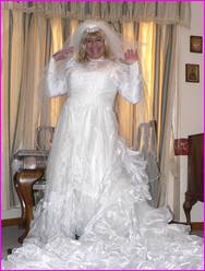 Click to enlarge Miss Denise Hewitt's wonderful Mega Photo!