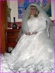 Click to enlarge Miss Denise Hewitt's wonderful Mega Photo!