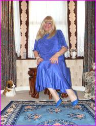 Click to enlarge Miss Denise Hewitt's wonderful Mega Photo!