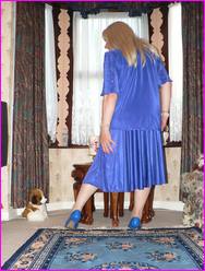 Click to enlarge Miss Denise Hewitt's wonderful Mega Photo!